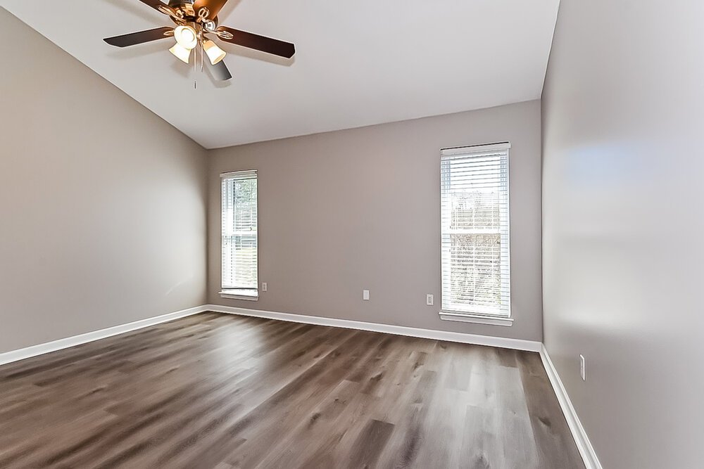 3-Bed Rental on 1670 Timber Creek photo 12