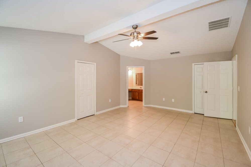 4-Bed Rental on 2625 Fox Creek photo 12