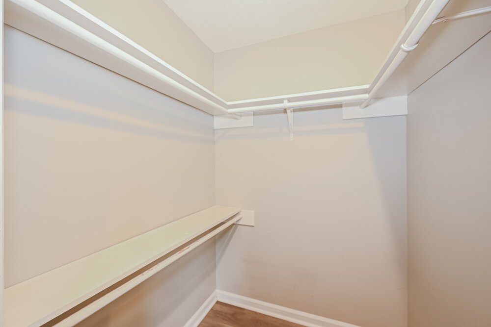 3-Bed Rental on 108 Riverwood Dr photo 12