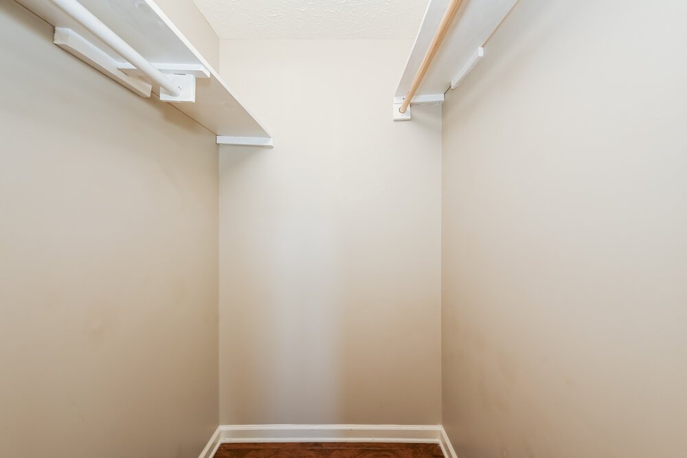 3-Bed Rental on 4936 Deerhaven Dr photo 12
