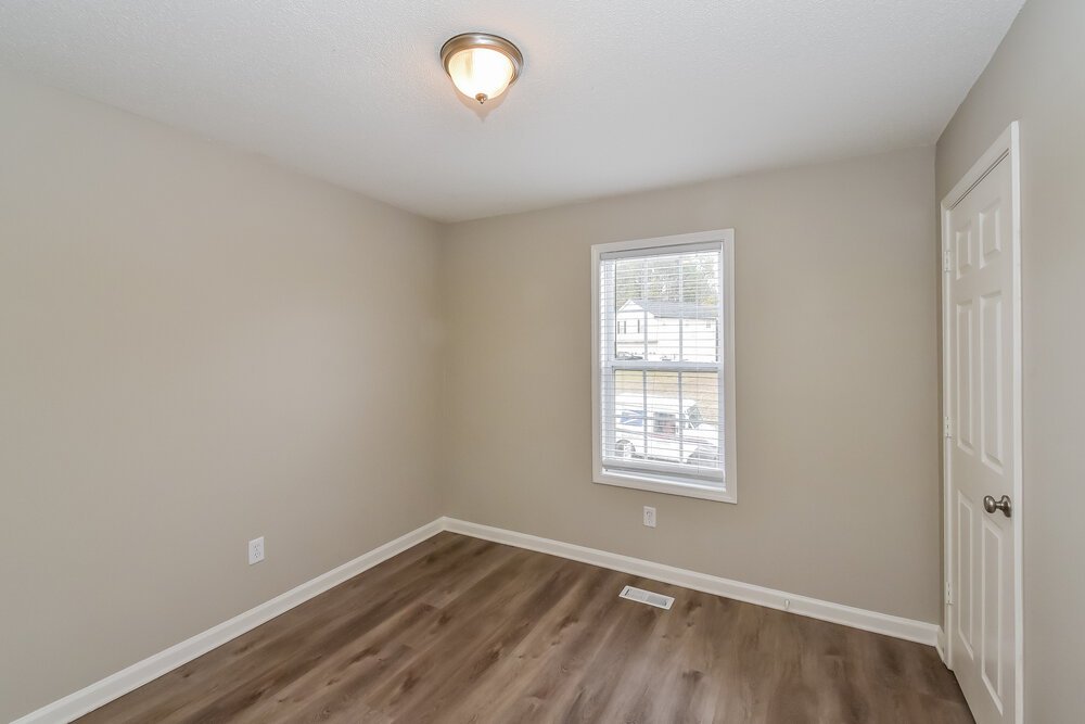 3-Bed Rental on 816 Regency Ct photo 13
