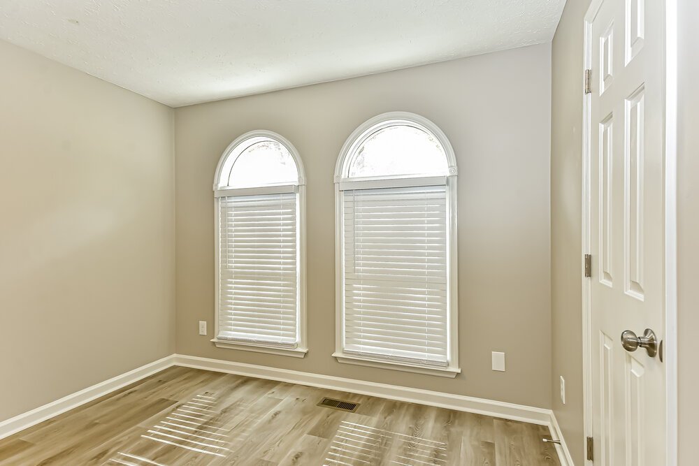 3-Bed Rental on 111 Brookfield Ct photo 13