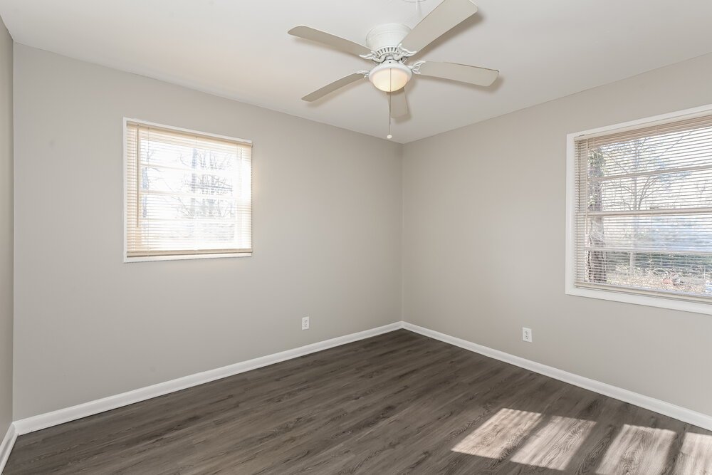 3-Bed Rental on 645 Melrose Dr photo 13