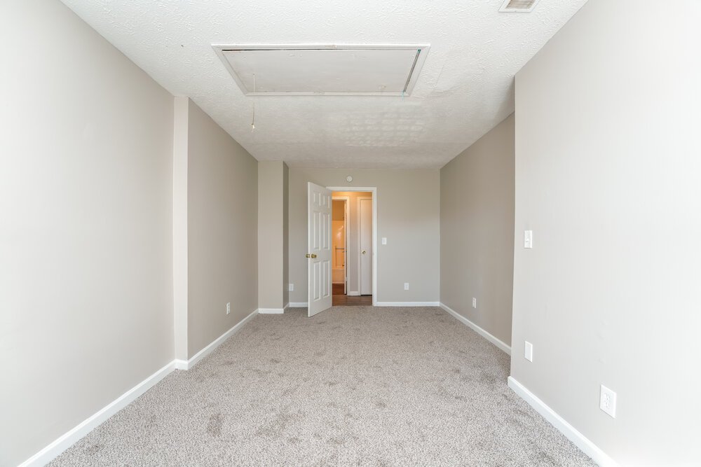 3-Bed Rental on 841 Arbor Ct photo 13
