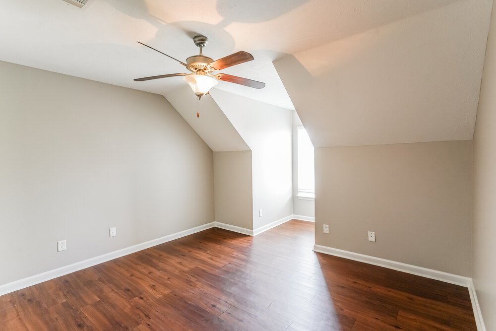 3-Bed Rental on 143 Howard Woody photo 13