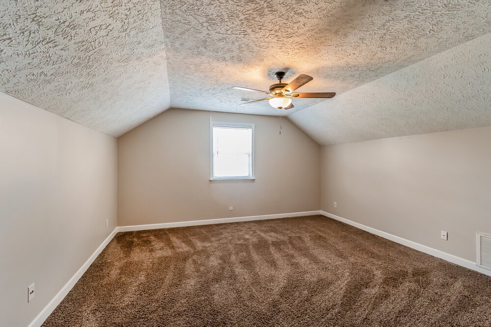 4-Bed Rental on 1625 Beaconcrest Cir photo 13