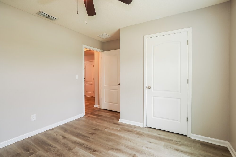 4-Bed Rental on 3426 Canyon Falls photo 13