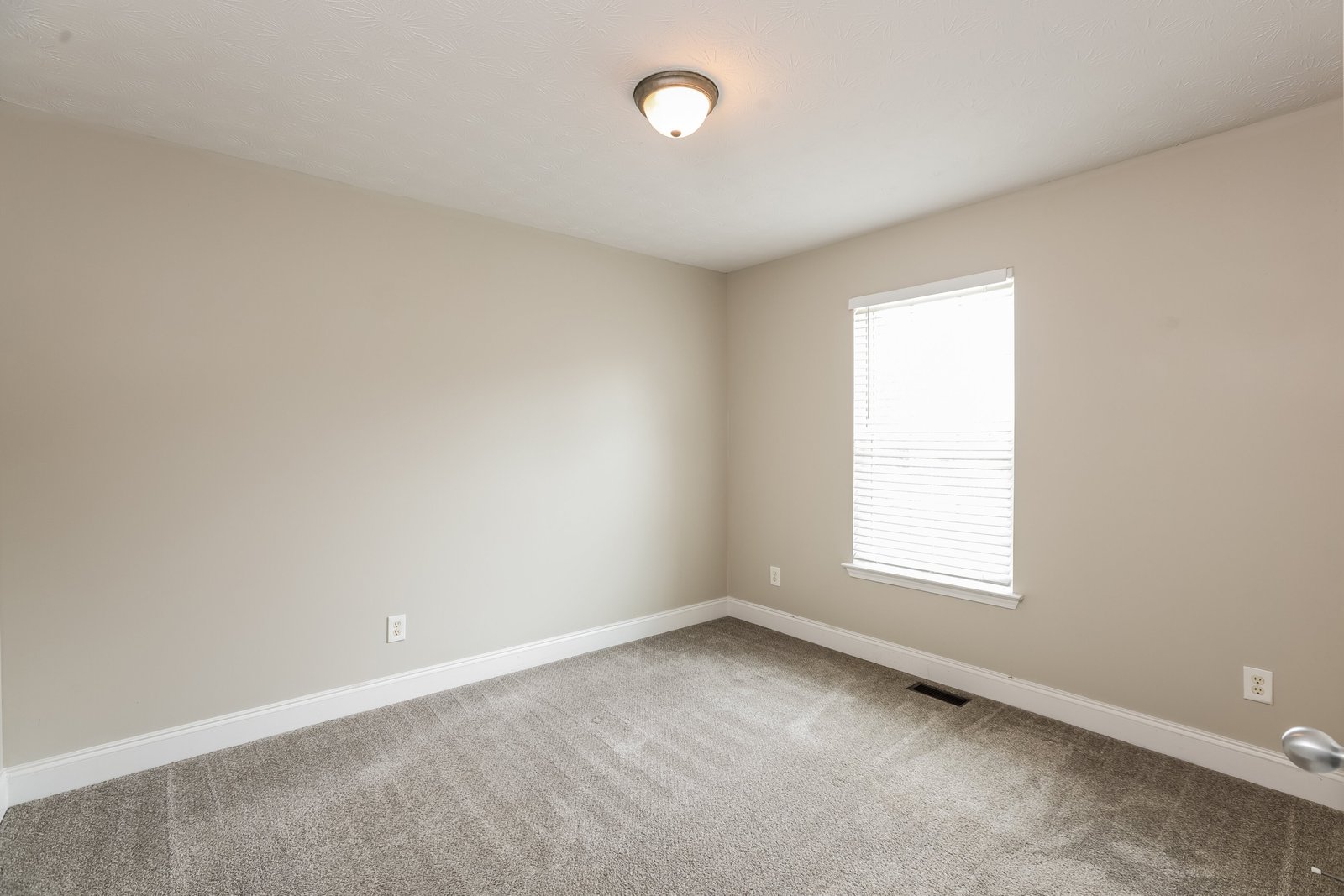 3-Bed Rental on 4203 Baler Dr photo 13