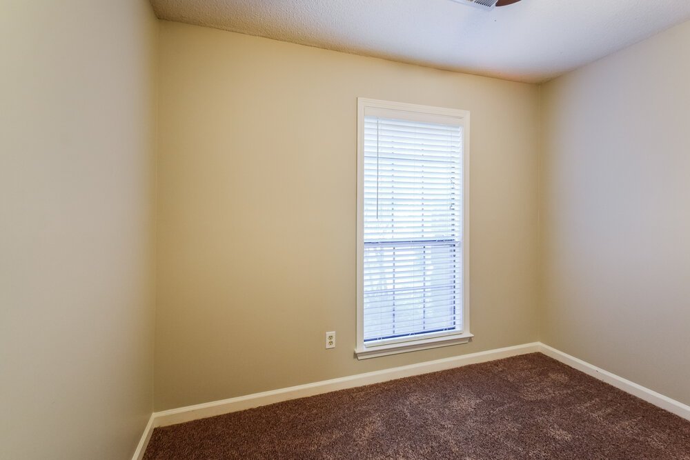 3-Bed Rental on 390 Cherry Tree photo 13