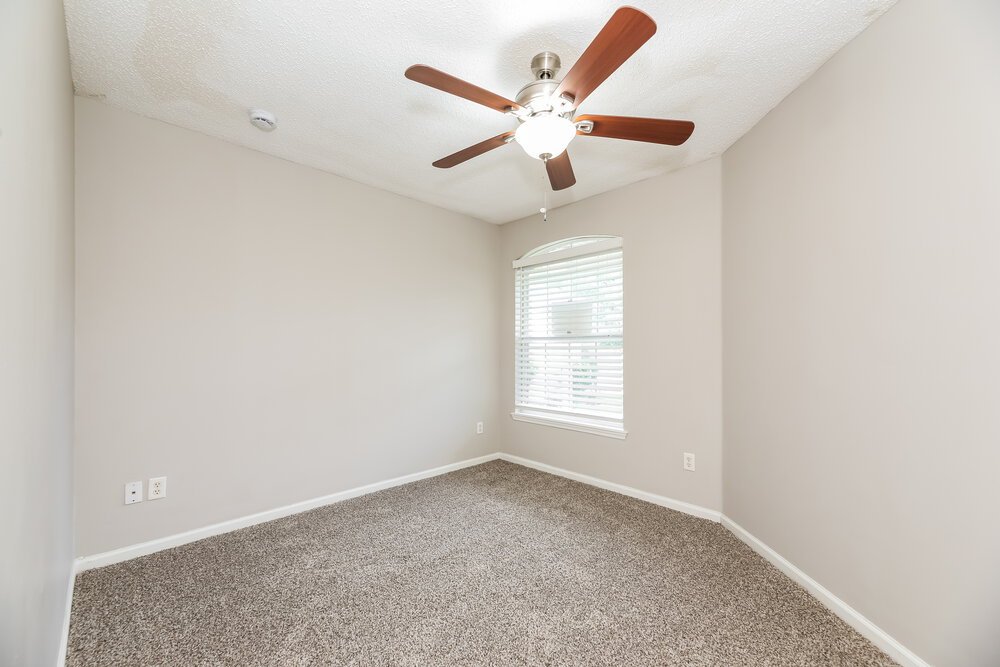 3-Bed Rental on 4279 Campus Hills photo 13
