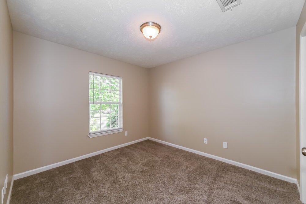 3-Bed Rental on 176 Howard Woody photo 13
