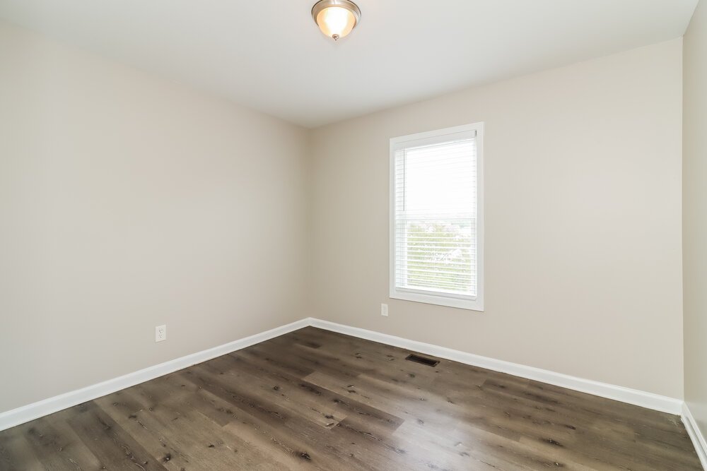 4-Bed Rental on 55 Richmond Dr photo 13