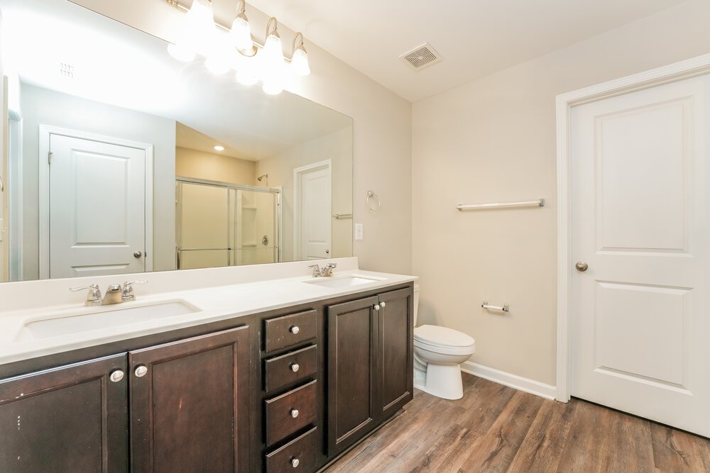 5-Bed Rental on 3735 Newbury Place photo 13
