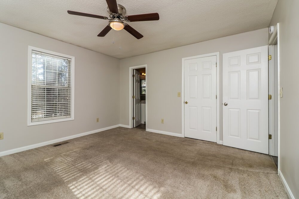 3-Bed Rental on 200 Campbell Dr photo 13