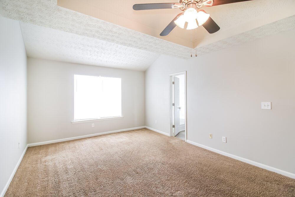 4-Bed Rental on 650 Compton Ln photo 13