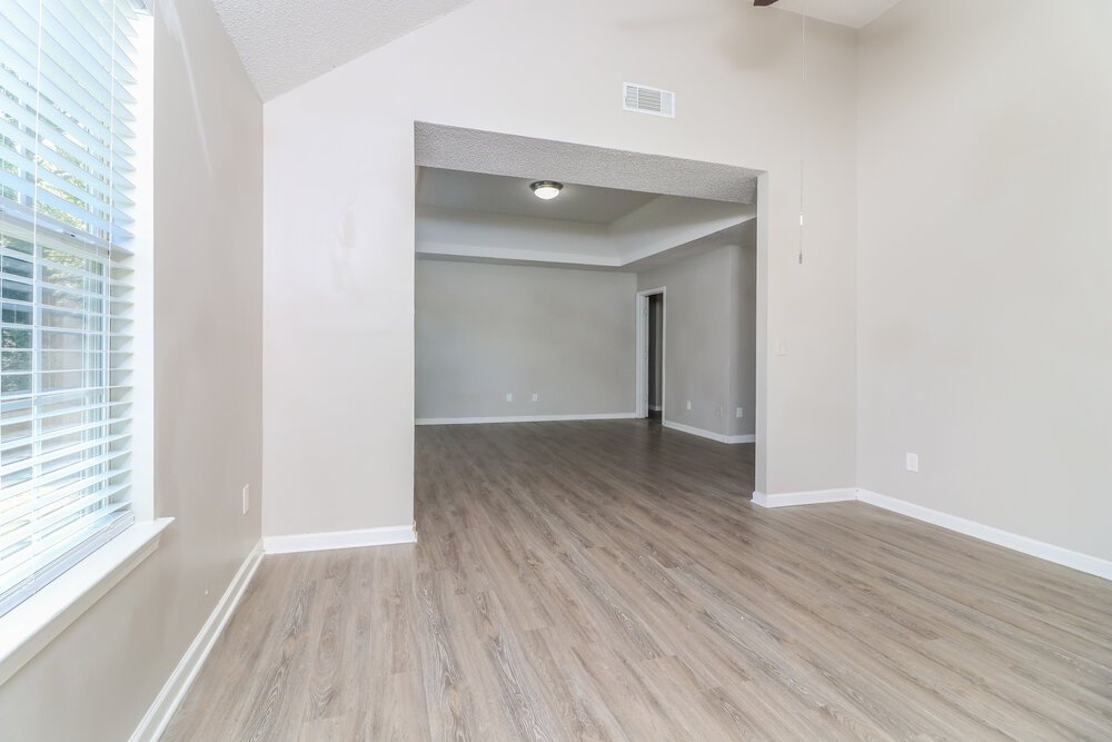4-Bed Rental on 166 Birchfield Way photo 13