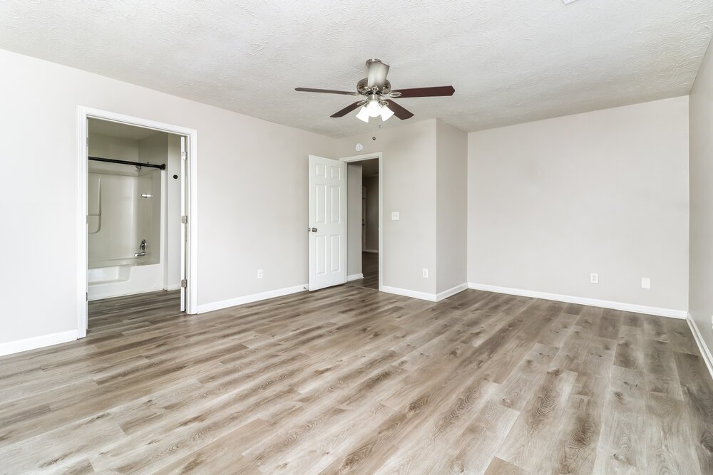3-Bed Rental on 3716 Crescent Hill photo 13