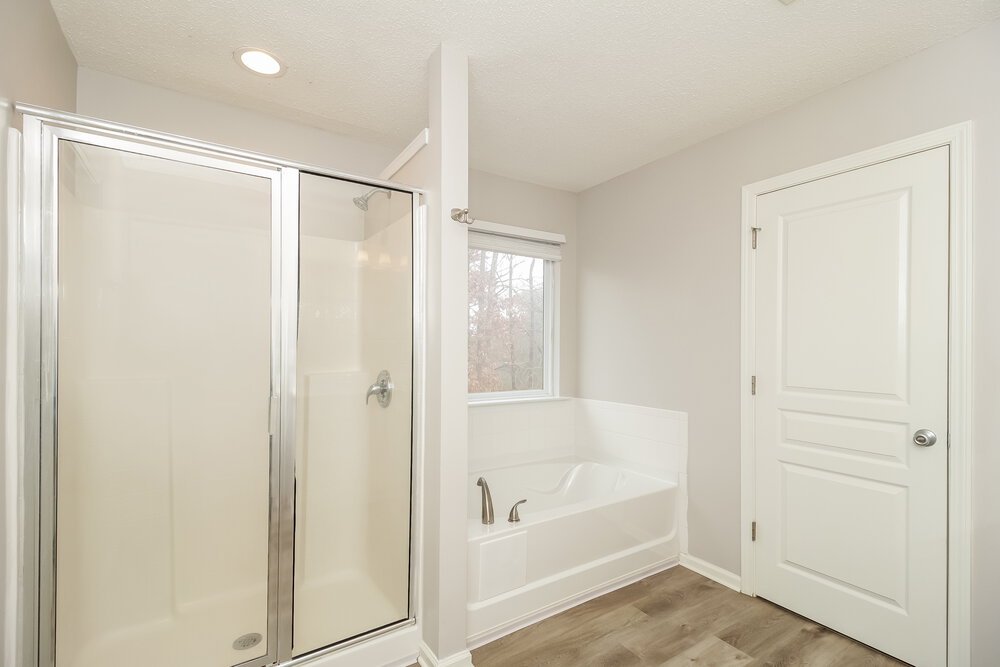 4-Bed Rental on 494 Darbys Run photo 13