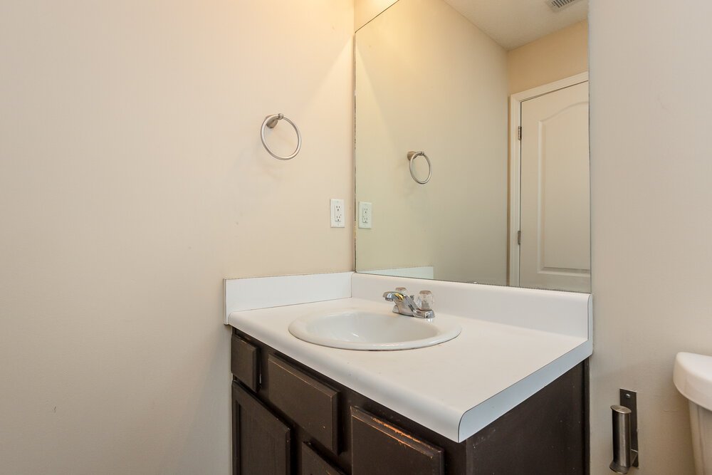 3-Bed Rental on 108 Mount Comet photo 14