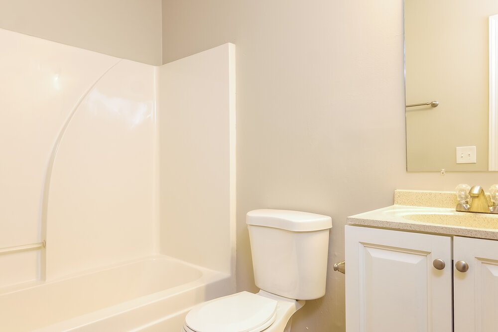 3-Bed Rental on 1008 Tom Hailey photo 14