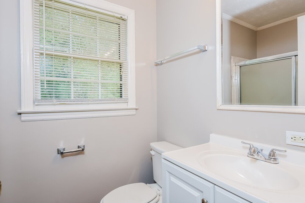 3-Bed Rental on 4355 Donegal Circle photo 14