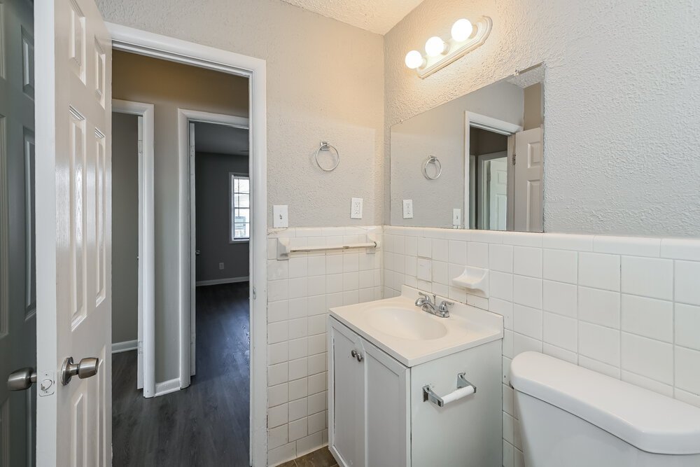 3-Bed Rental on 645 Melrose Dr photo 14