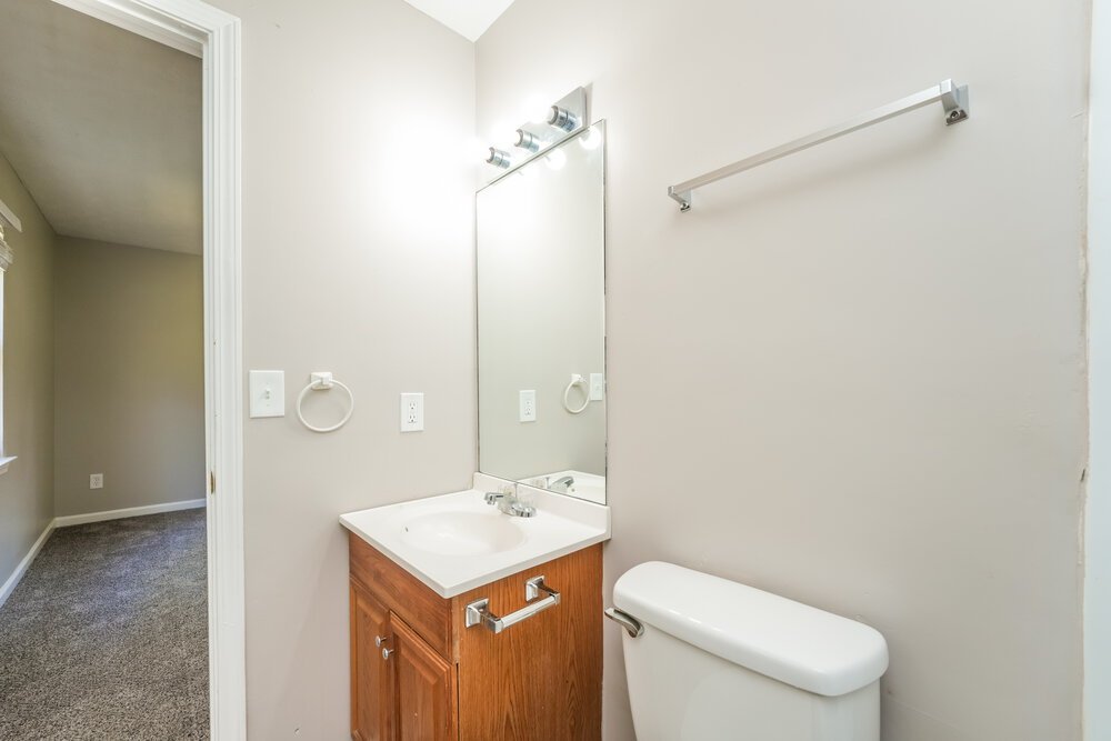 3-Bed Rental on 841 Arbor Ct photo 14