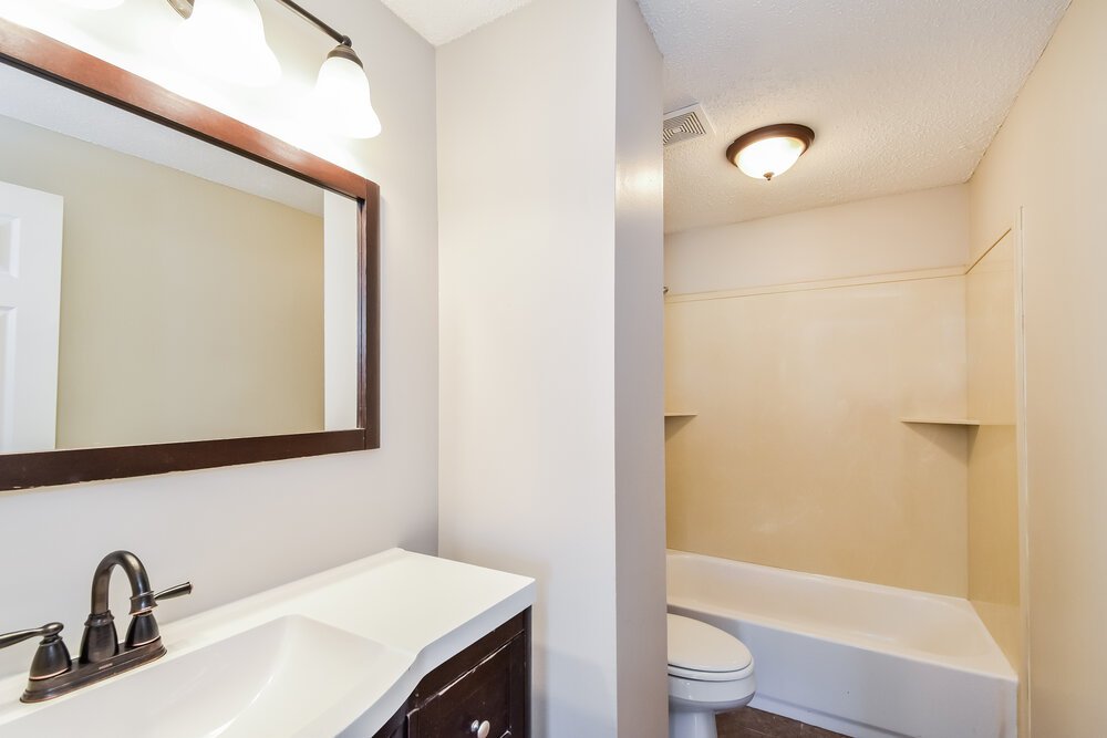 5-Bed Rental on 6815 Azalea Hill photo 14