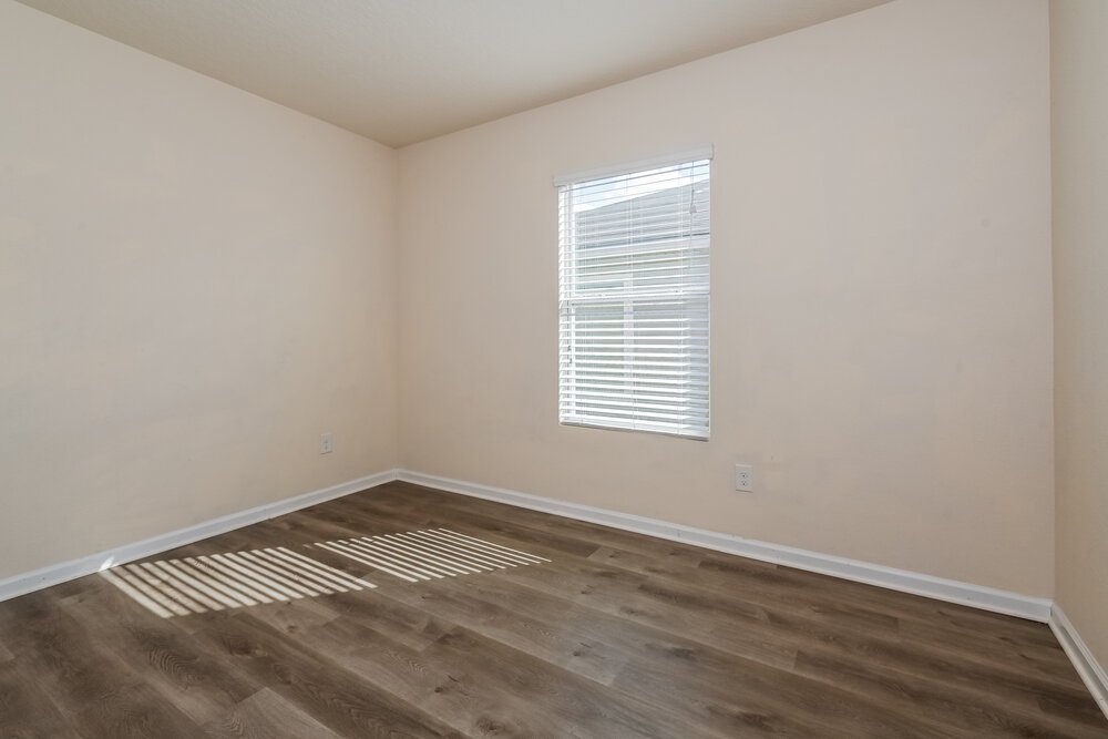 4-Bed Rental on 1944 Rock Springs photo 14