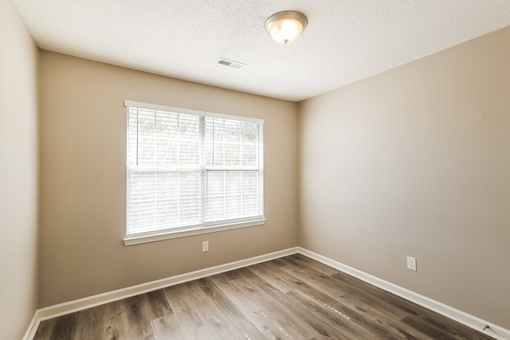3-Bed Rental on 7605 Briar Crest photo 14
