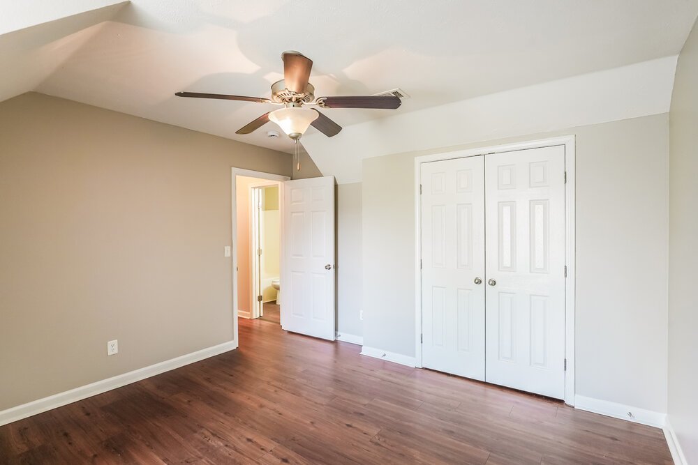 3-Bed Rental on 143 Howard Woody photo 14