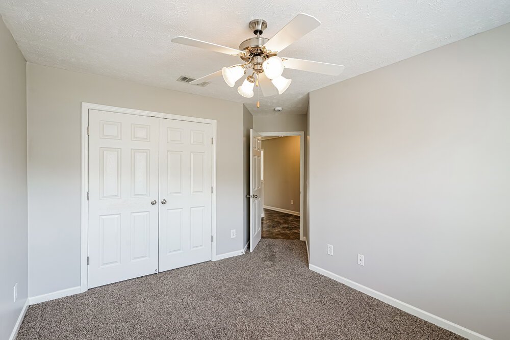 3-Bed Rental on 1416 Sprucedale Dr photo 14