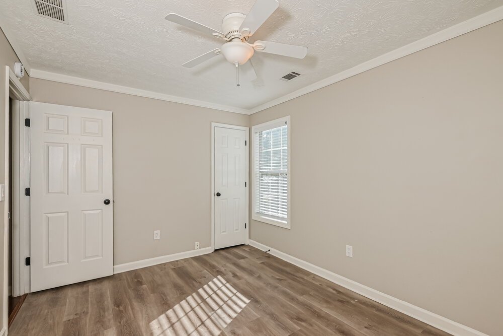 3-Bed Rental on 1655 Bramlett Blvd photo 14