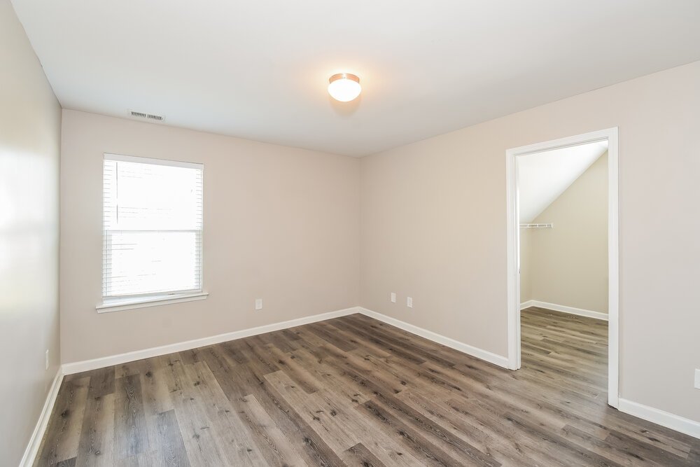 4-Bed Rental on 102 Archer Court photo 14