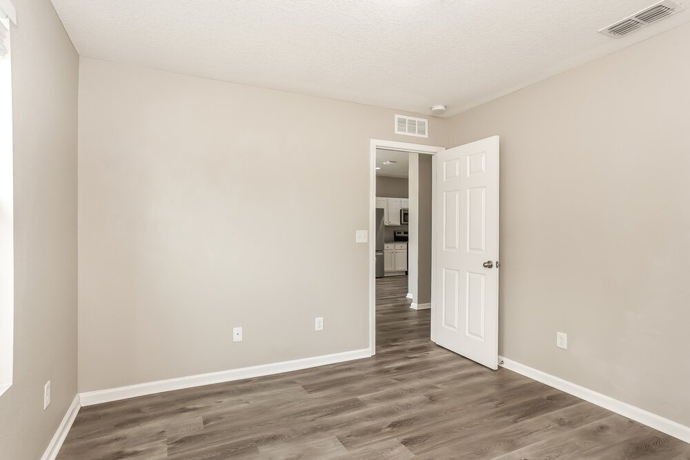4-Bed Rental on 8754 Kaye Ln photo 14