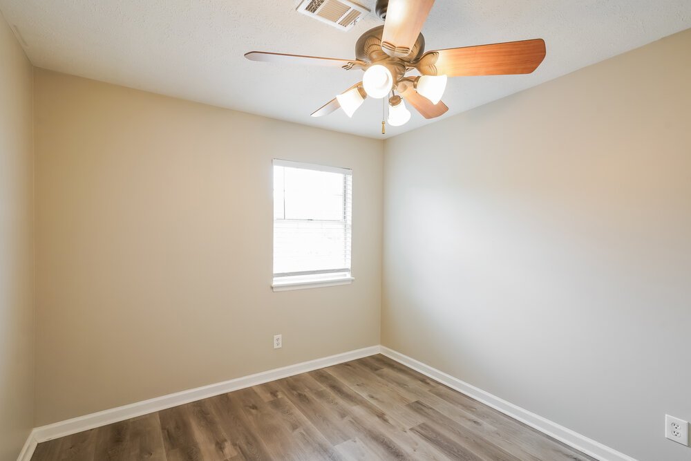 3-Bed Rental on 4017 Pepperwood Dr photo 14