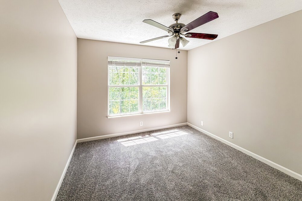 4-Bed Rental on 3134 Creekview Ln photo 14