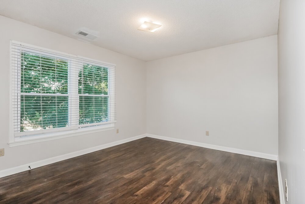 4-Bed Rental on 2279 Hickory Path photo 14