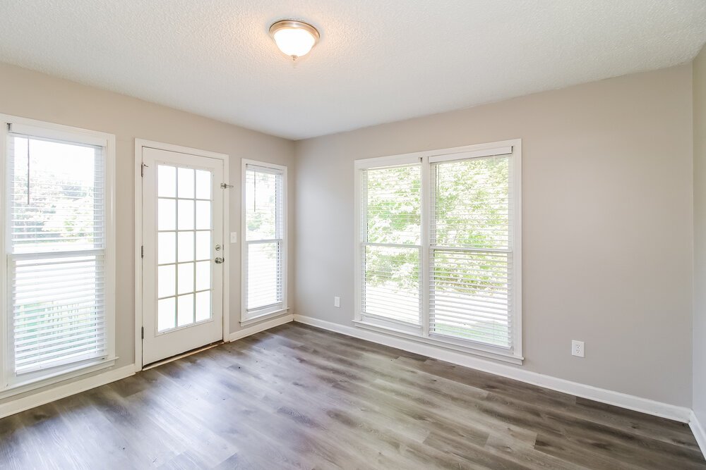 4-Bed Rental on 1001 Crown Corners photo 14
