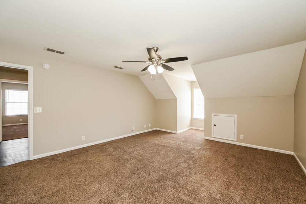 3-Bed Rental on 843 Kanatak Ln photo 14