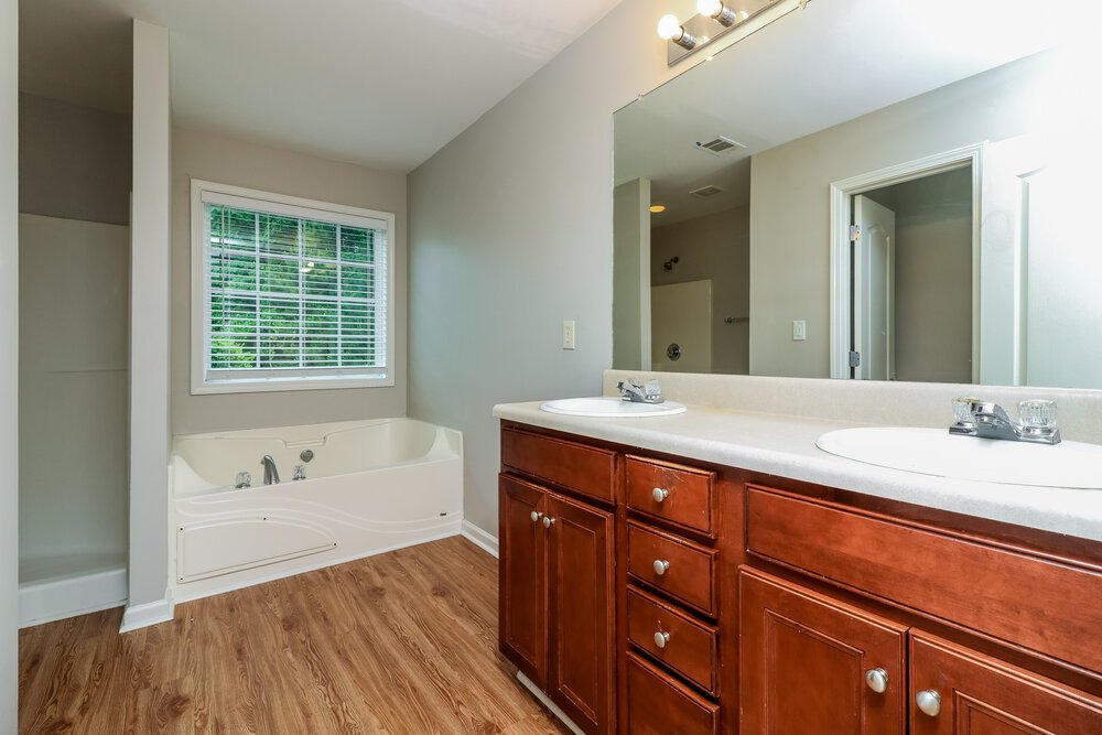 4-Bed Rental on 2590 Harrison Mill photo 14