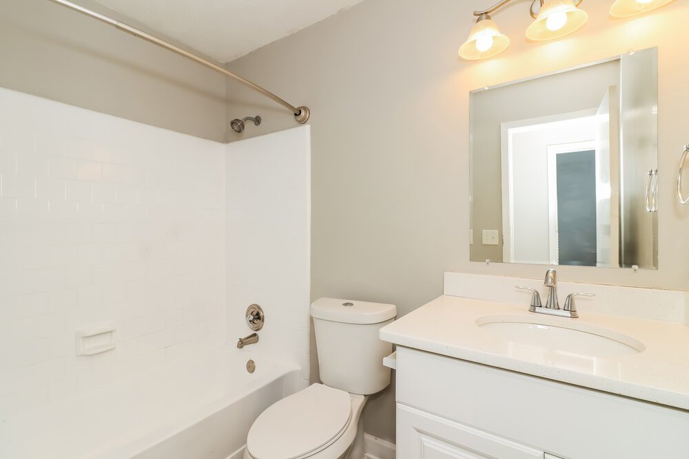 3-Bed Rental on 876 Highland Ter photo 14