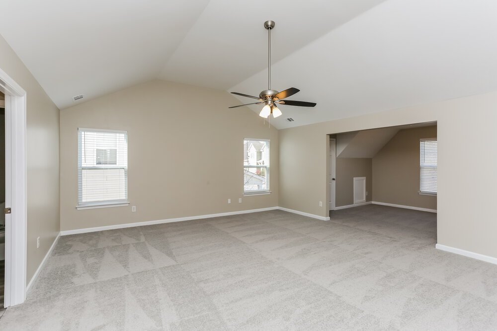 4-Bed Rental on 4225 Fourth Rail photo 14