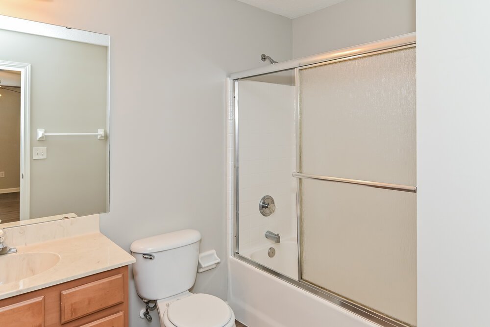 4-Bed Rental on 1798 Chatham Village photo 14