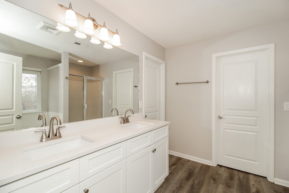 4-Bed Rental on 494 Darbys Run photo 14