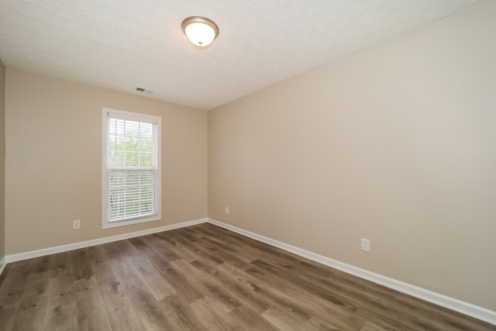 3-Bed Rental on 208 Arbor Creek photo 14