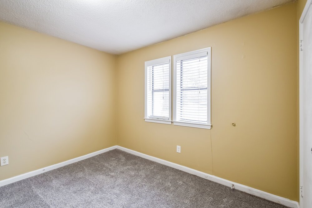 4-Bed Rental on 2176 Woodfield Park photo 14