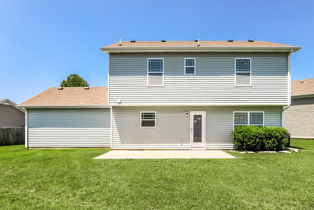 3-Bed Rental on 3315 Velvet Ct photo 14