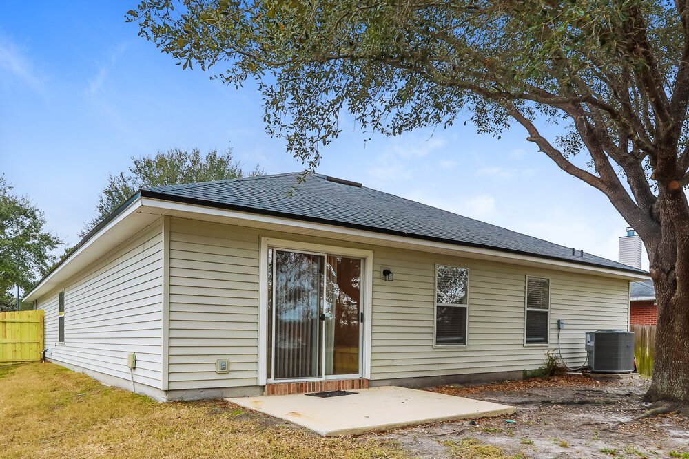 4-Bed Rental on 2621 Fernleaf Dr photo 14