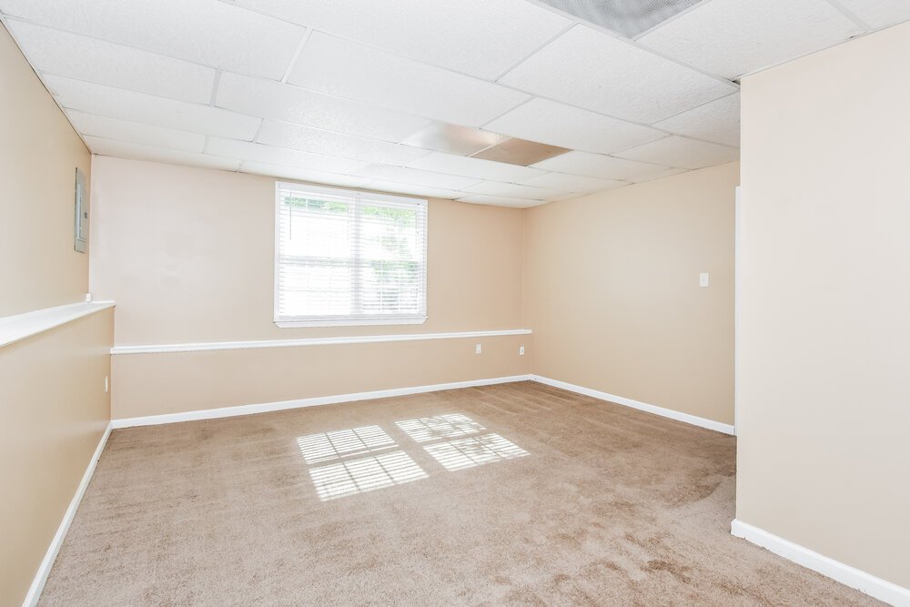 3-Bed Rental on 365 Austin Dr photo 15